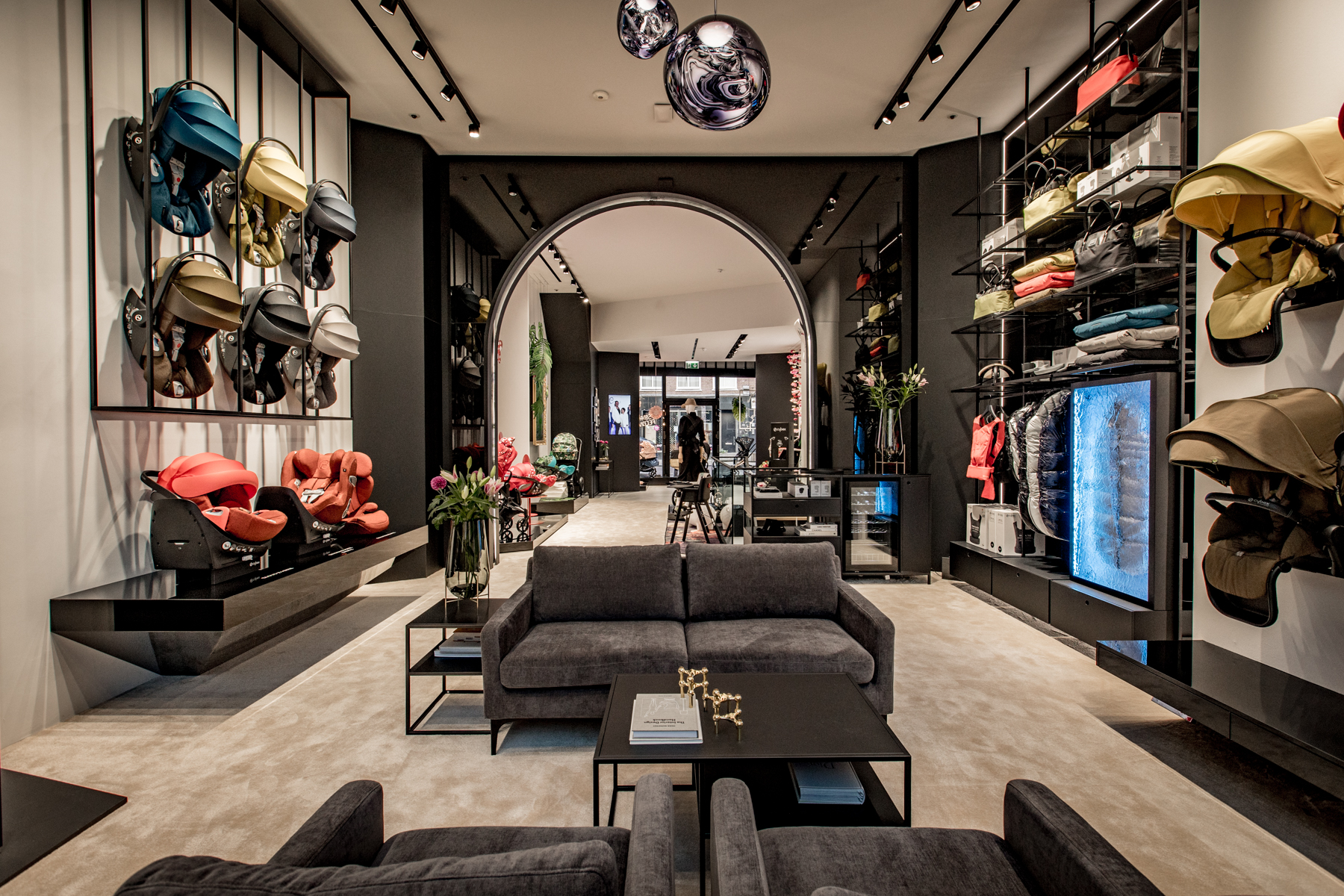 Cybex Flagship — Amsterdam, NL platinum