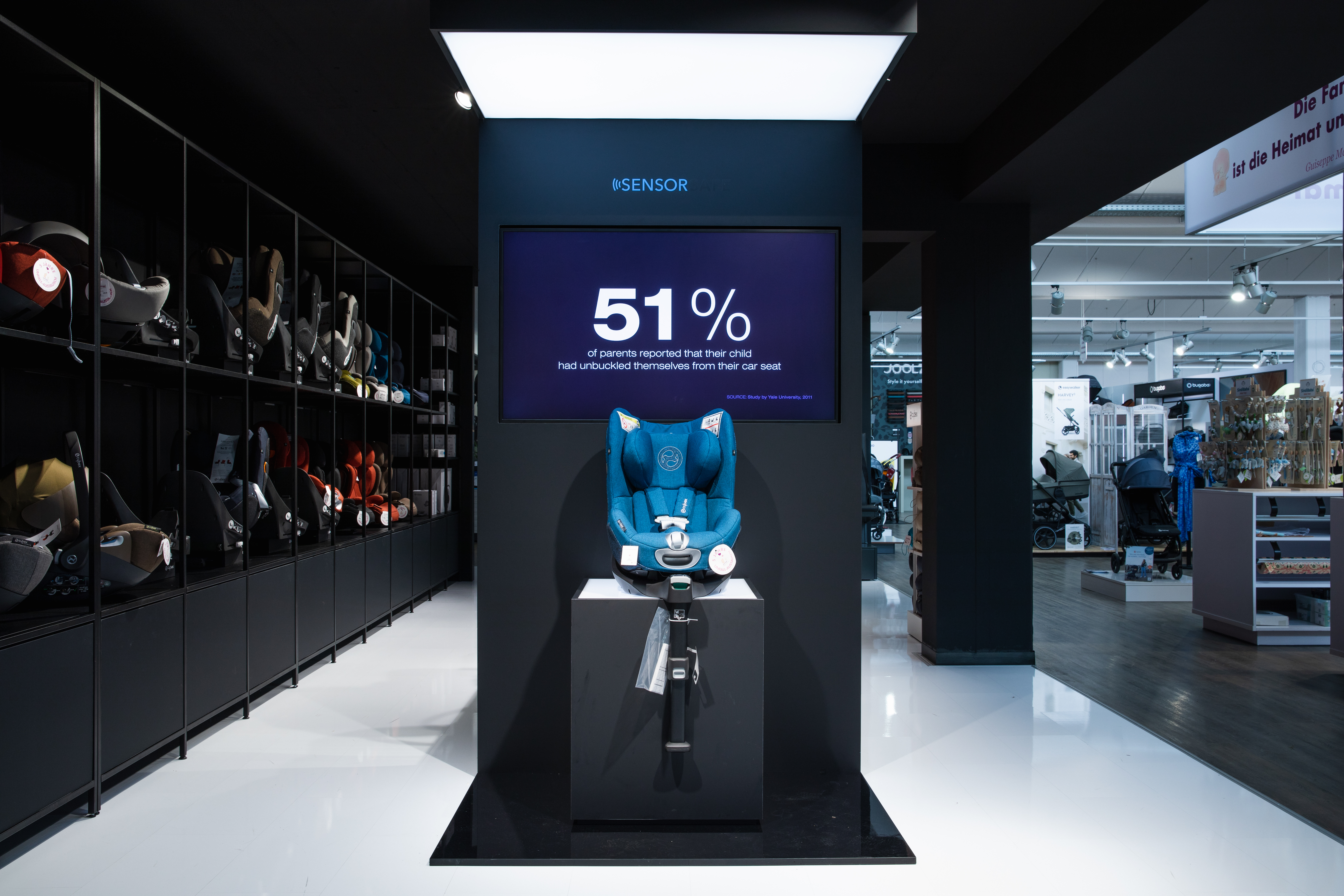 Kinnings Retail Store — DE Cybex child safety 02