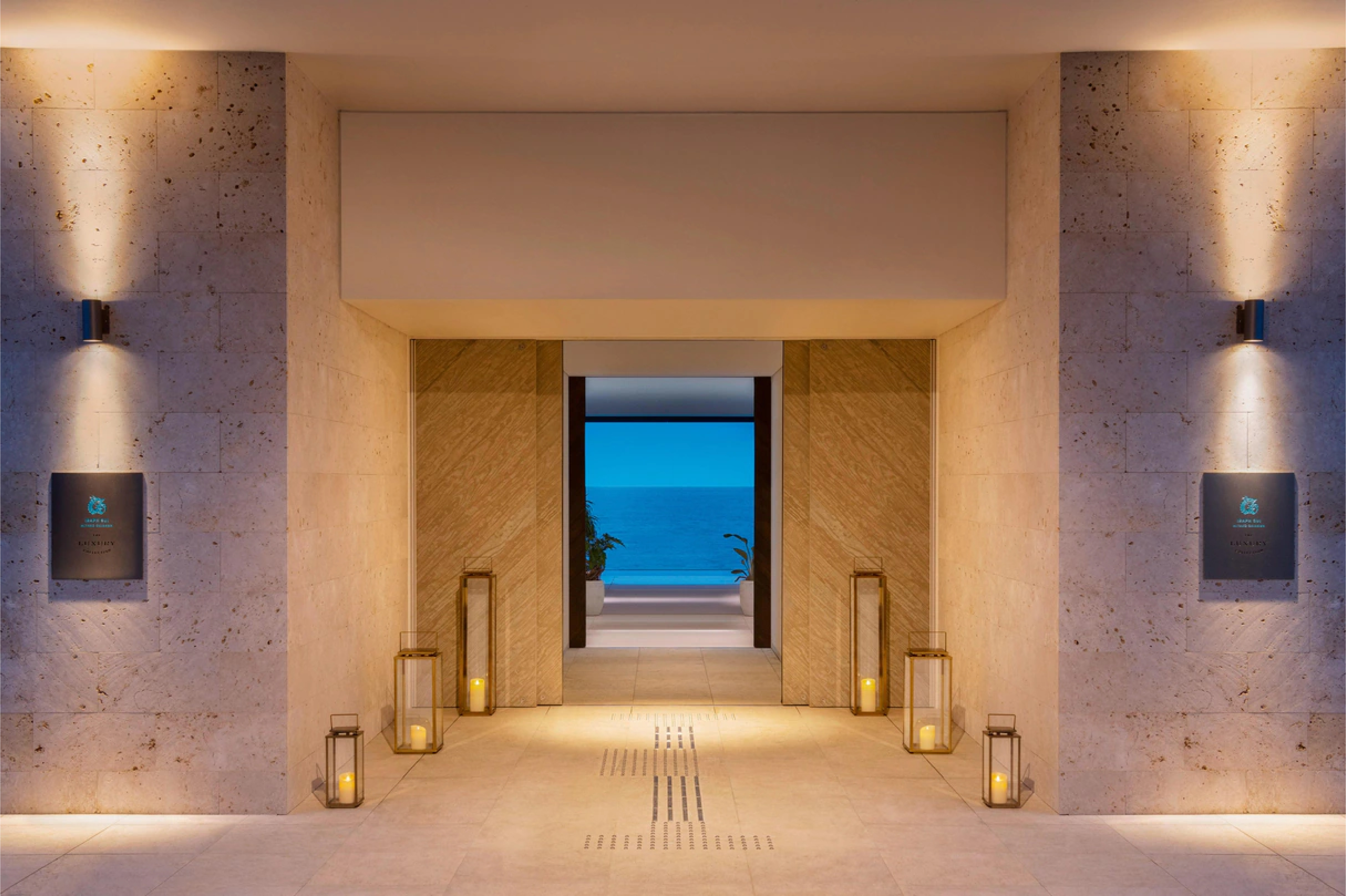Boutique Resort — Okinawa, JP entrance