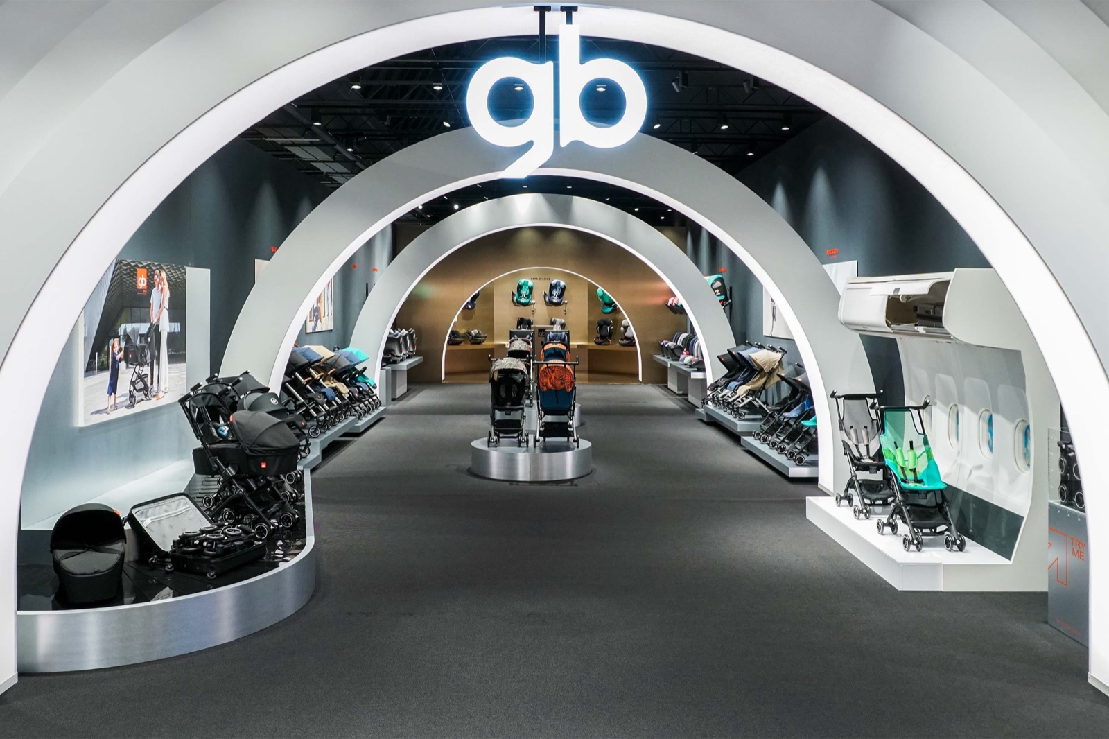 Cybex Campus Showroom