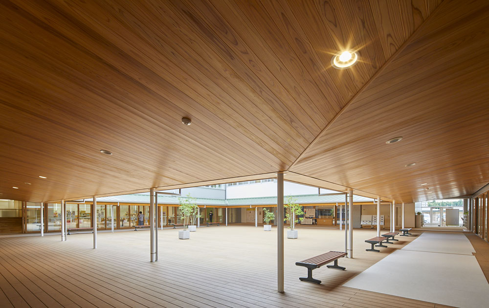 Primary School Campus — Tsukuba, JP courtyard 02
