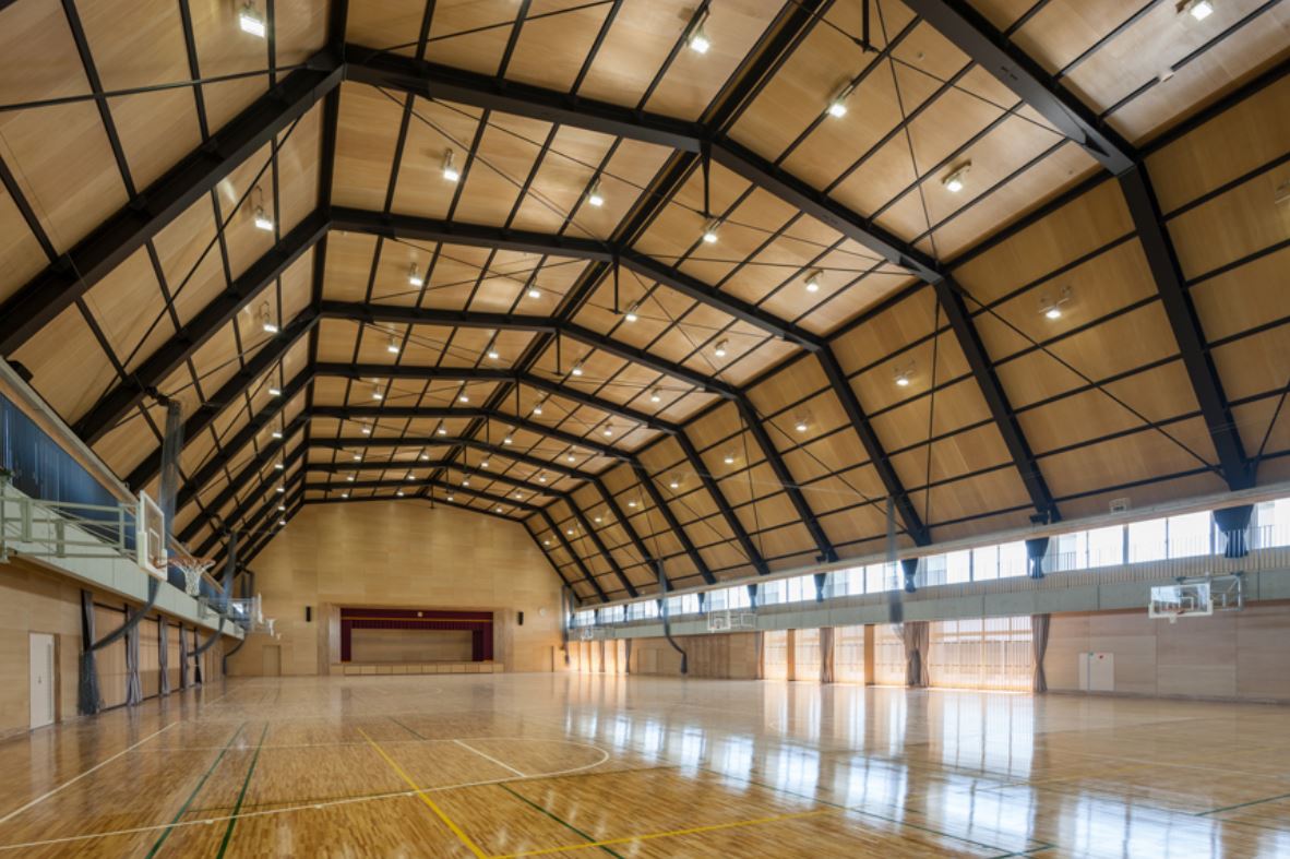 Primary School Campus — Tsukuba, JP gym interior truss